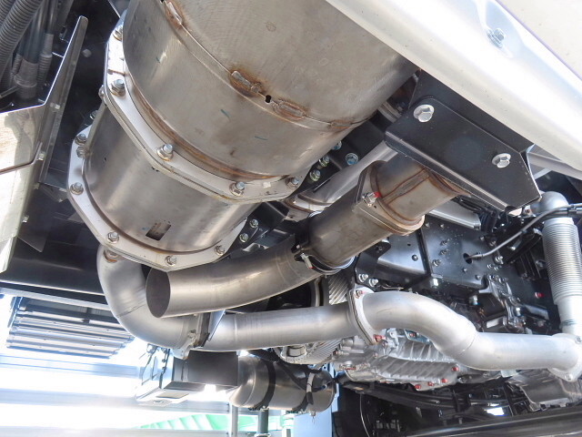 日野プロフィア冷凍車（冷蔵車）大型（10t）[写真13]