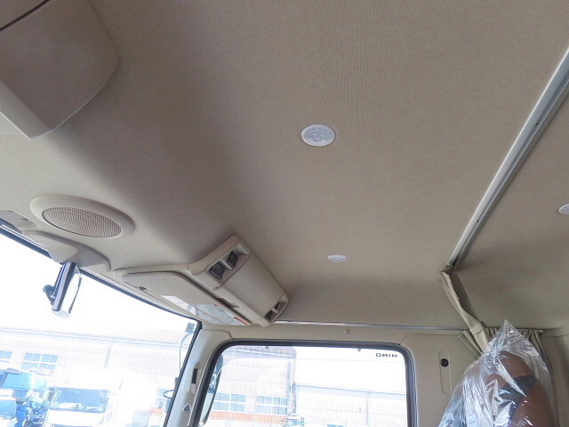 日野プロフィア冷凍車（冷蔵車）大型（10t）[写真20]