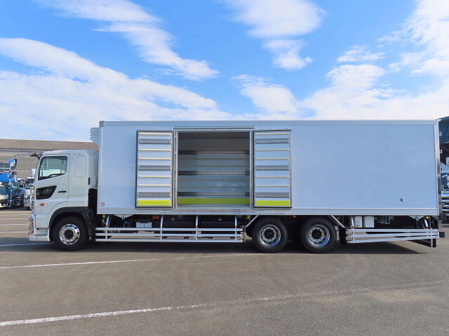 日野プロフィア冷凍車（冷蔵車）大型（10t）[写真24]