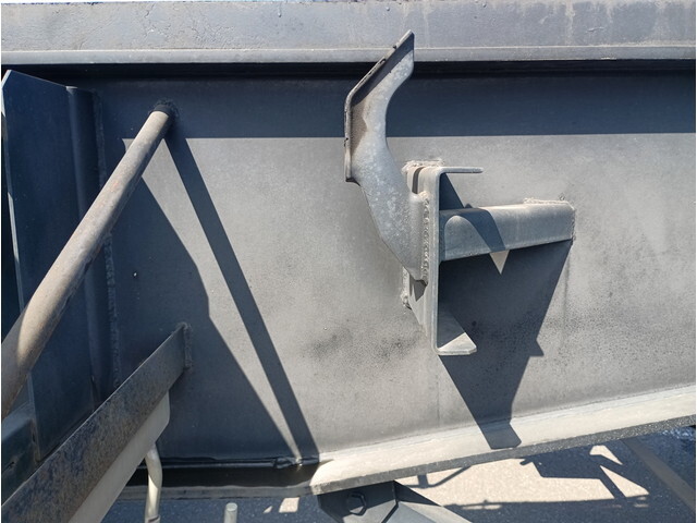 三菱ふそうスーパーグレートトレーラーヘッド（トラクターヘッド）大型（10t）[写真11]