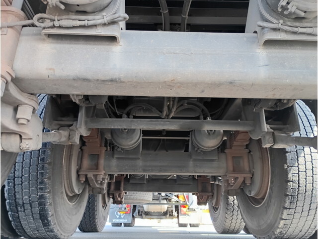 三菱ふそうスーパーグレートトレーラーヘッド（トラクターヘッド）大型（10t）[写真17]