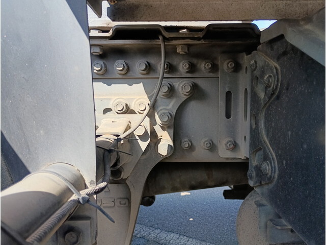 三菱ふそうスーパーグレートトレーラーヘッド（トラクターヘッド）大型（10t）[写真09]