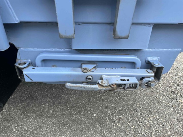 日野デュトロパッカー車（塵芥車）小型（2t・3t）[写真25]