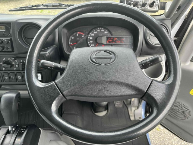 日野デュトロパッカー車（塵芥車）小型（2t・3t）[写真35]