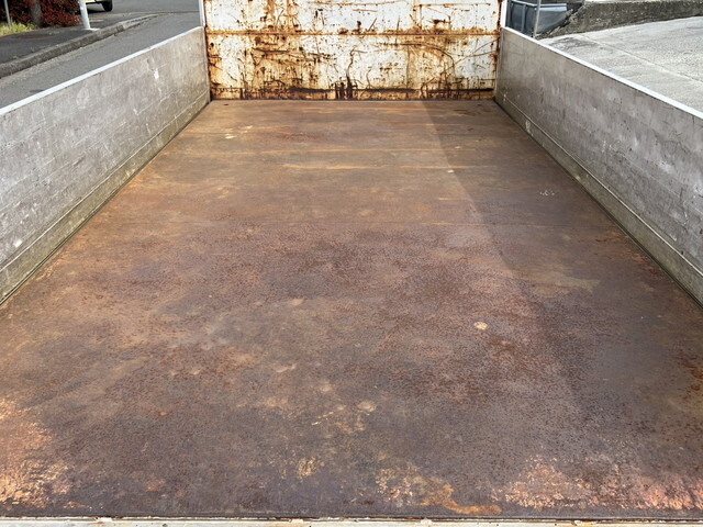 日産アトラスアルミブロック小型（2t・3t）[写真12]