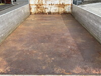 日産アトラスアルミブロック小型（2t・3t）[写真13]