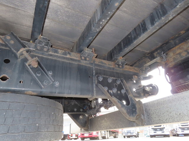 三菱ふそうスーパーグレートアルミブロック大型（10t）[写真10]