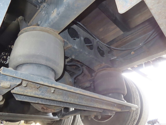 三菱ふそうスーパーグレートアルミブロック大型（10t）[写真11]