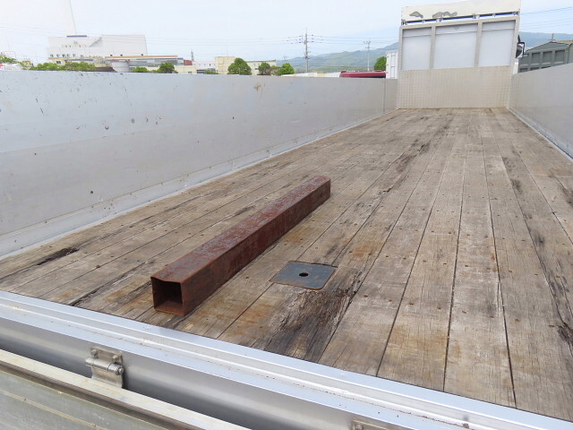 三菱ふそうスーパーグレートアルミブロック大型（10t）[写真29]