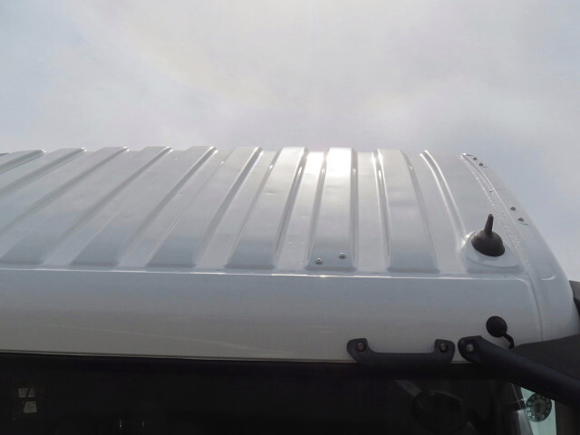 三菱ふそうスーパーグレートアルミブロック大型（10t）[写真37]