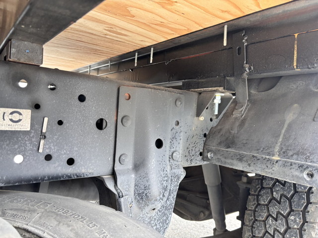 いすゞエルフ平ボディ小型（2t・3t）[写真17]