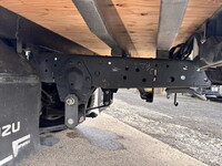 いすゞエルフ平ボディ小型（2t・3t）[写真20]