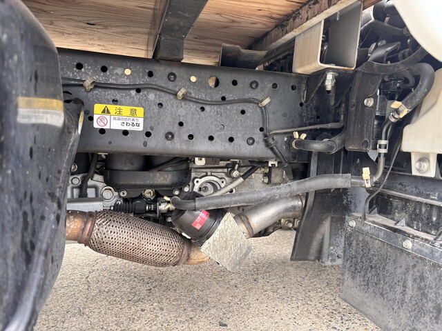 いすゞエルフ平ボディ小型（2t・3t）[写真25]