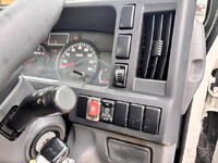 いすゞエルフ平ボディ小型（2t・3t）[写真33]