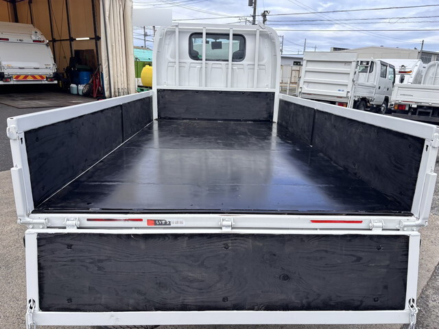 いすゞエルフ平ボディ小型（2t・3t）[写真09]