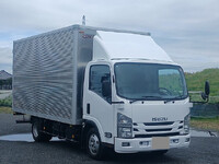 いすゞエルフアルミバン小型（2t・3t）[写真01]