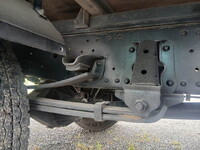 いすゞエルフアルミバン小型（2t・3t）[写真32]