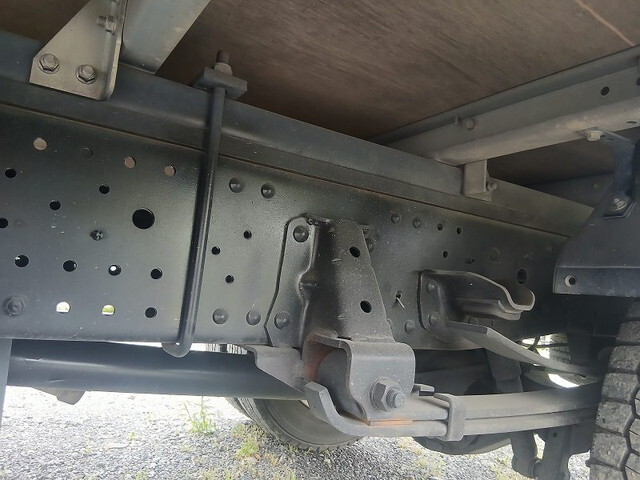 いすゞエルフアルミバン小型（2t・3t）[写真36]