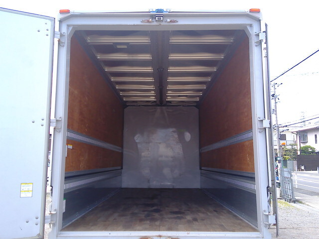 いすゞエルフアルミウイング小型（2t・3t）[写真17]