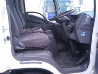 いすゞエルフアルミウイング小型（2t・3t）[写真25]