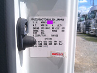 いすゞエルフアルミウイング小型（2t・3t）[写真32]