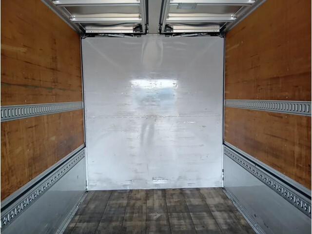 UDトラックスクオンアルミウイング大型（10t）[写真10]