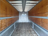 UDトラックスクオンアルミウイング大型（10t）[写真12]