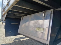 UDトラックスクオンアルミウイング大型（10t）[写真20]