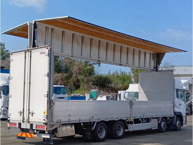 UDトラックスクオンアルミウイング大型（10t）[写真02]