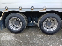 UDトラックスクオンアルミウイング大型（10t）[写真21]