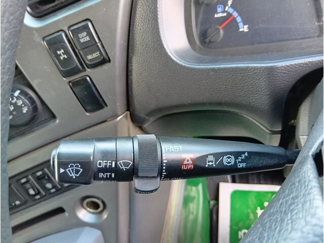 UDトラックスクオンアルミウイング大型（10t）[写真28]