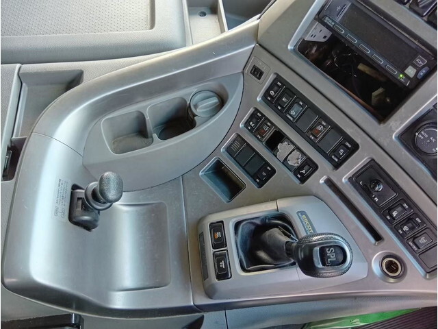 UDトラックスクオンアルミウイング大型（10t）[写真32]