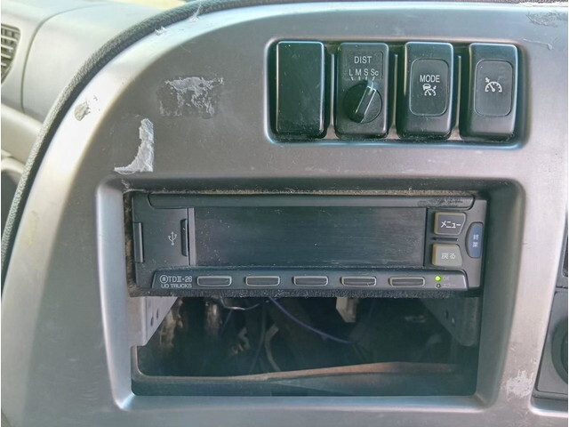 UDトラックスクオンアルミウイング大型（10t）[写真33]