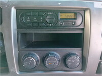 UDトラックスクオンアルミウイング大型（10t）[写真35]