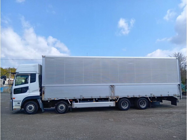 UDトラックスクオンアルミウイング大型（10t）[写真06]