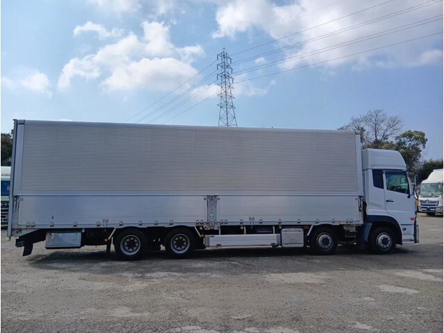 UDトラックスクオンアルミウイング大型（10t）[写真08]