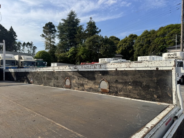 日野レンジャークレーン4段中型（4t）[写真10]