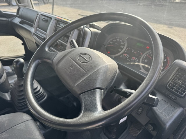 日野レンジャークレーン4段中型（4t）[写真28]