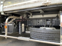 三菱ふそうキャンターアルミバン小型（2t・3t）[写真13]