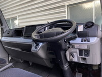 三菱ふそうキャンターアルミバン小型（2t・3t）[写真18]