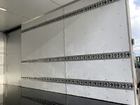 三菱ふそうキャンターアルミバン小型（2t・3t）[写真25]