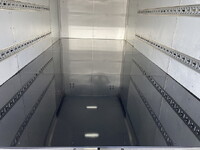 三菱ふそうキャンターアルミバン小型（2t・3t）[写真26]