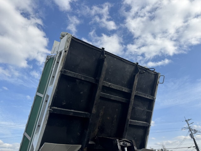 日野レンジャーダンプ中型（4t）[写真11]