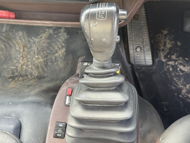 日野レンジャーダンプ中型（4t）[写真25]