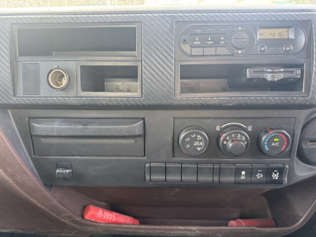 日野レンジャーダンプ中型（4t）[写真27]