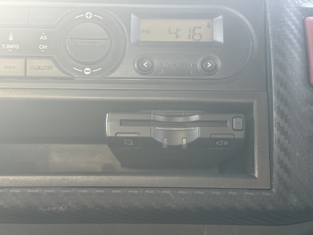 日野レンジャーダンプ中型（4t）[写真28]