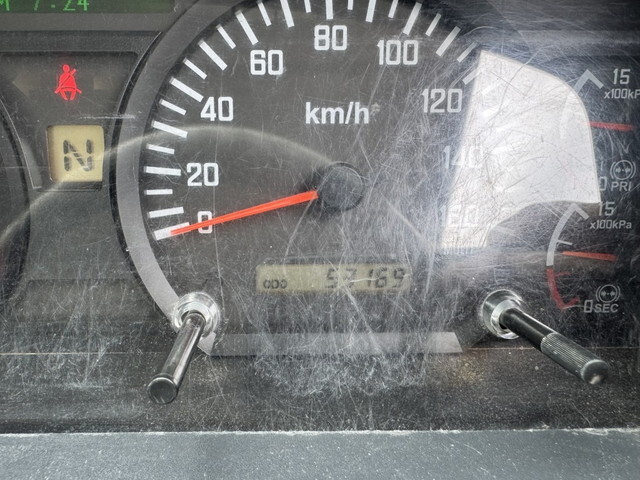 いすゞフォワードダンプ中型（4t）[写真23]