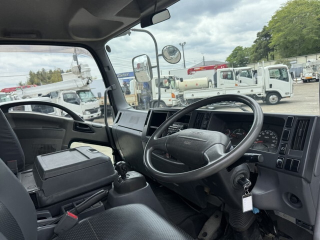 いすゞフォワードダンプ中型（4t）[写真24]