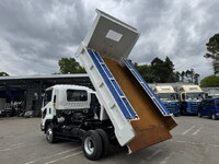 いすゞフォワードダンプ中型（4t）[写真10]