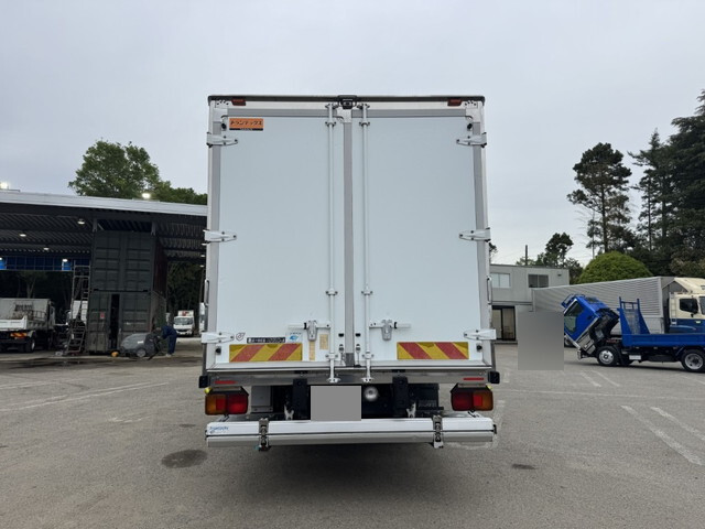 日野レンジャー冷凍車（冷蔵車）中型（4t）[写真06]